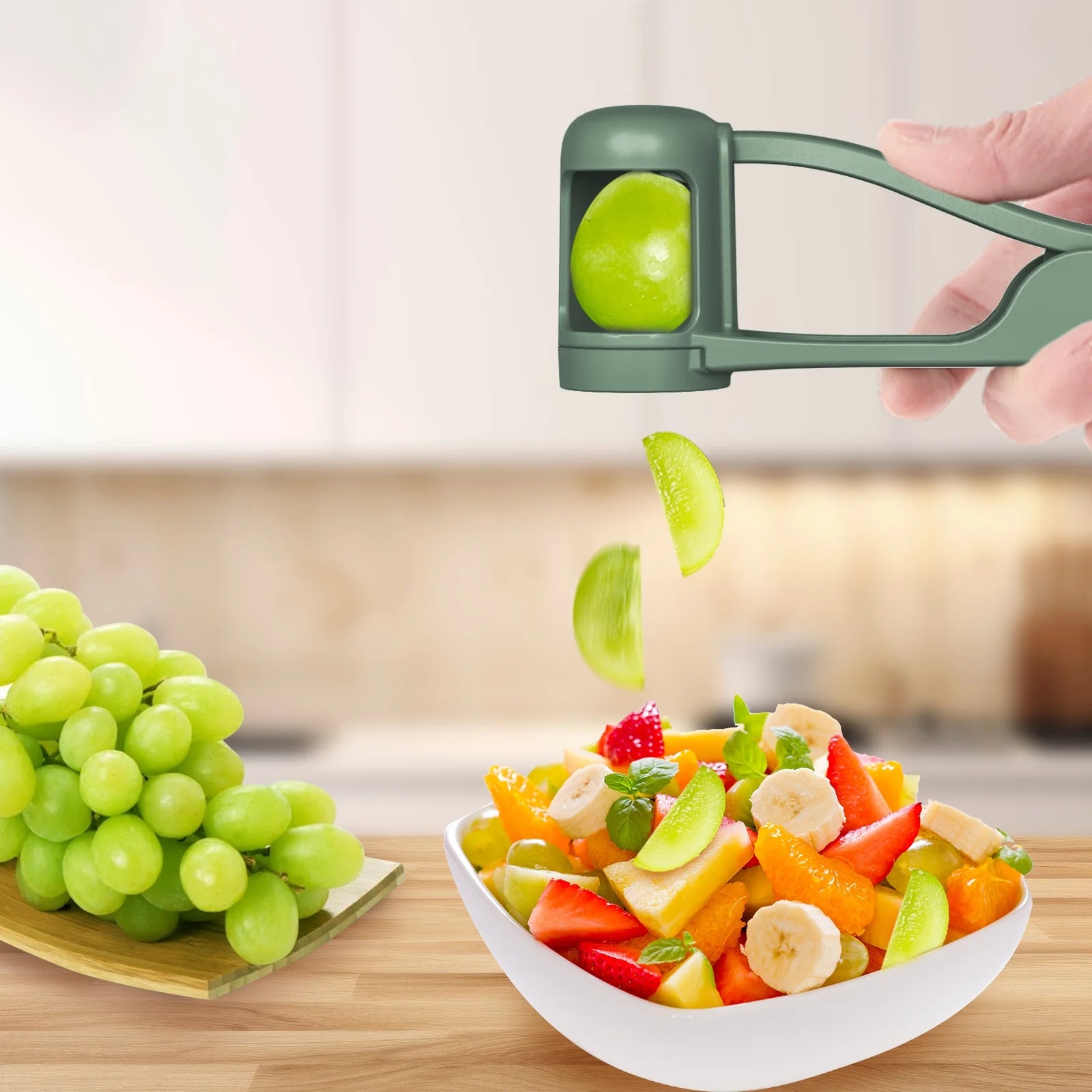 Grape & Fruit Cutter – Toddler-Friendly Slicer for Grapes, Strawberries & Snacks